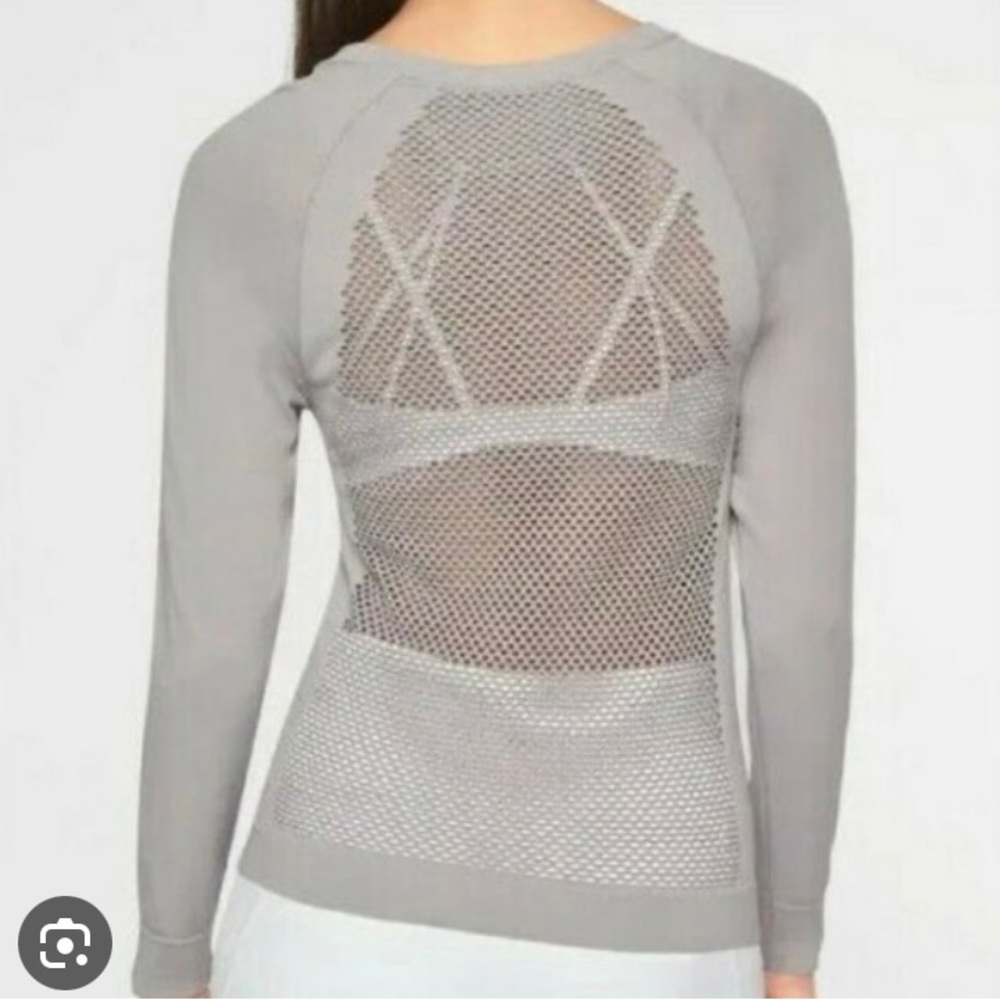 Athleta grey top